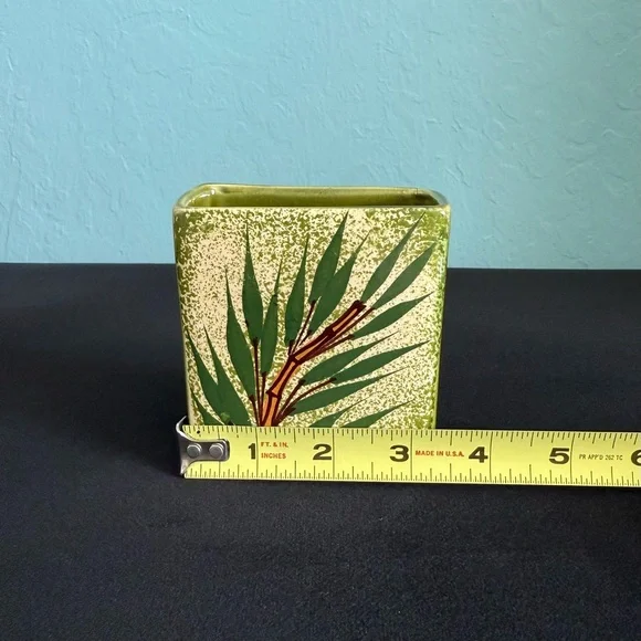 Ecuadorean Ceramic Utensil Holder - Picture 7 of 9